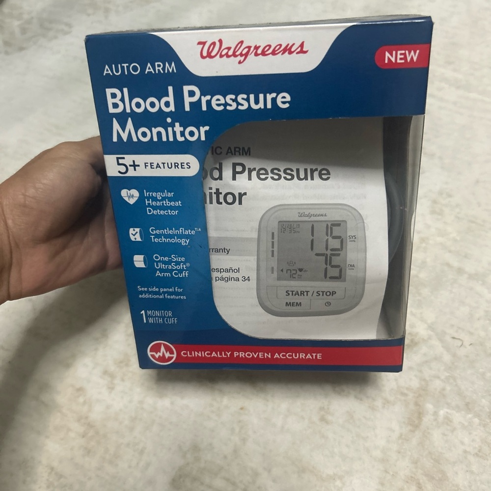 Walgreens Auto Arm Blood Pressure Monitor - Blue/White Box